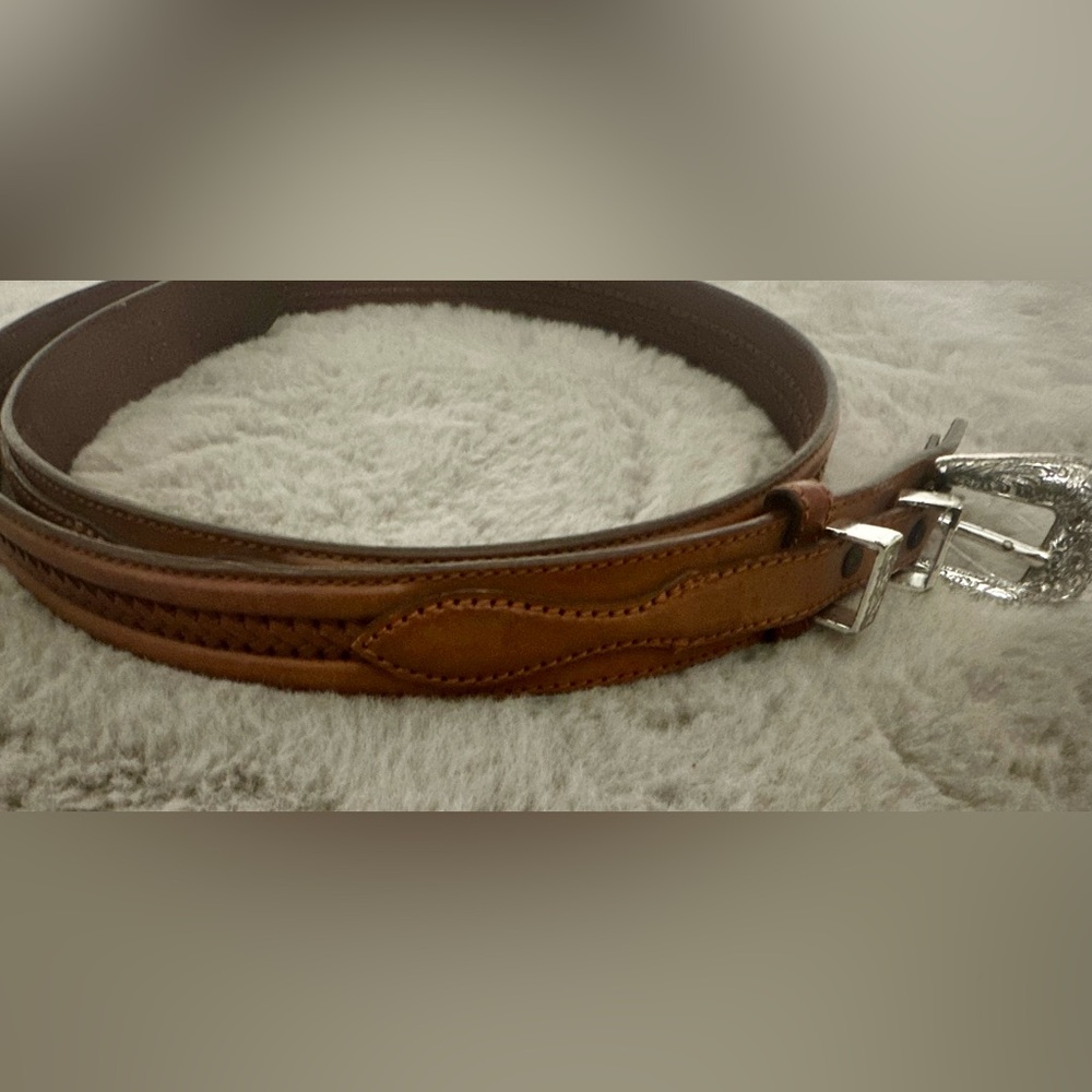 Tony Lama 7736L Western Belt Size 44 Leather Braided Silver Conch Buckle EUC